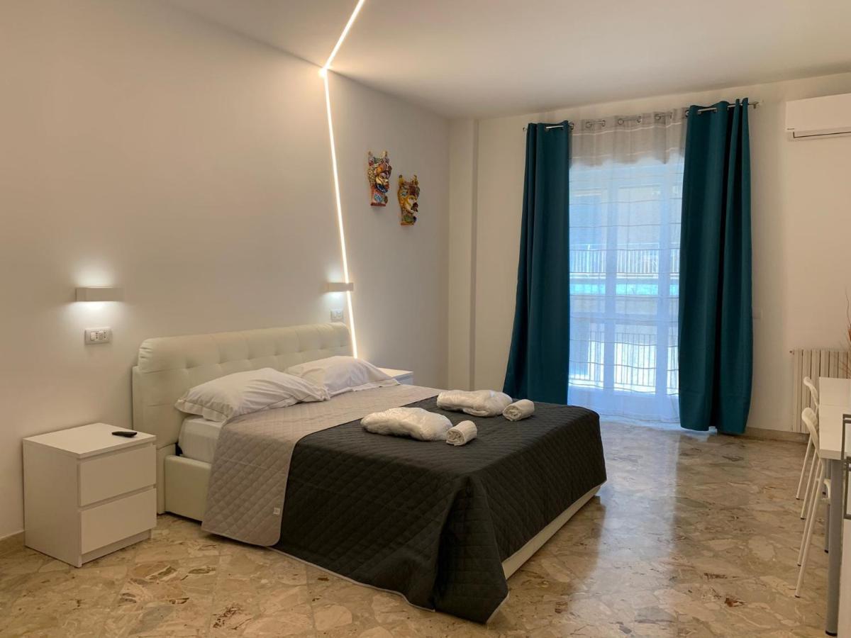 Catania Apartment Borgo Suite Autonomous Luaran gambar